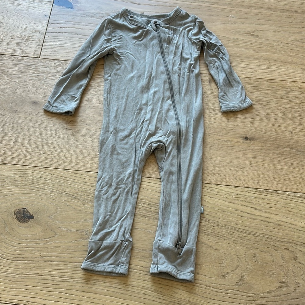 KYTE baby romper jumpsuit baby tan taupe 6/12m